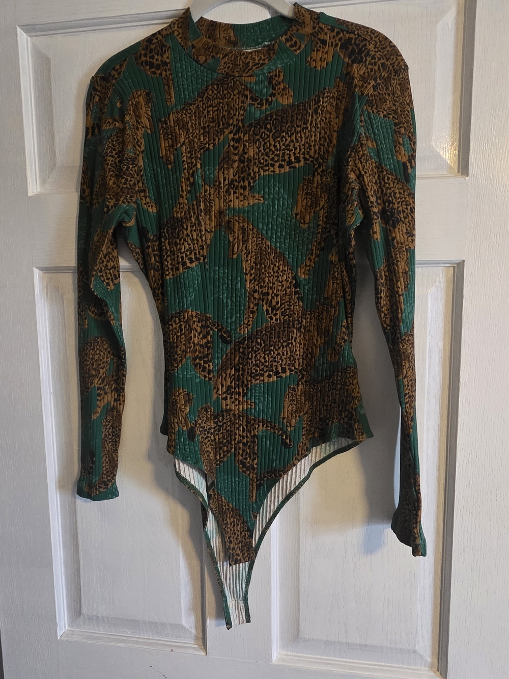 Farm RIO Leopard Print Long Sleeve Bodysuit With Full Back, Size XL